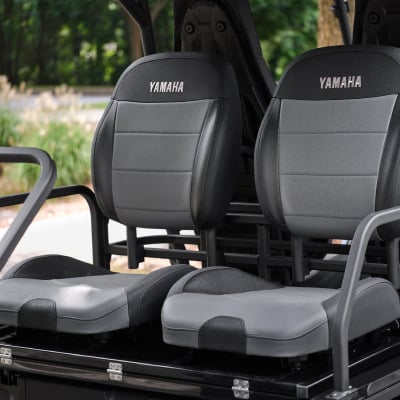 Rear Facing
Folding Seats